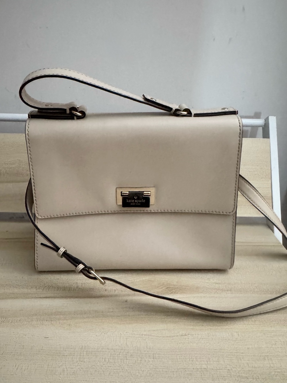 Kate Spade Doris New York Cream Leather Top-Handle Crossbody Bag